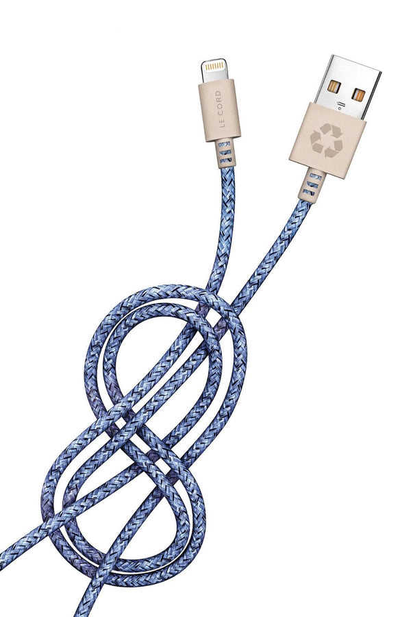 Cable iPhone Lightning azul · 2 metros · Fabricado con redes de pesca recicladas