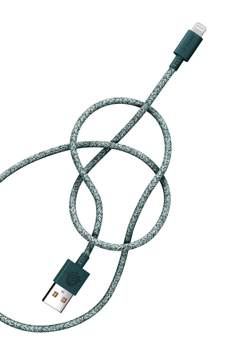 Grünes iPhone Lightning-Kabel · 2 Meter · Hergestellt aus recycelten Fischernetzen