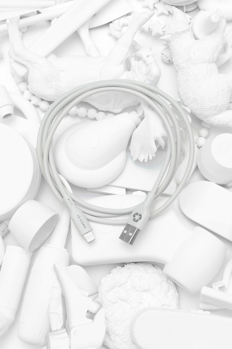 Foggy Snow Lightning cable · 1.2 meter · Made of recycled plastics